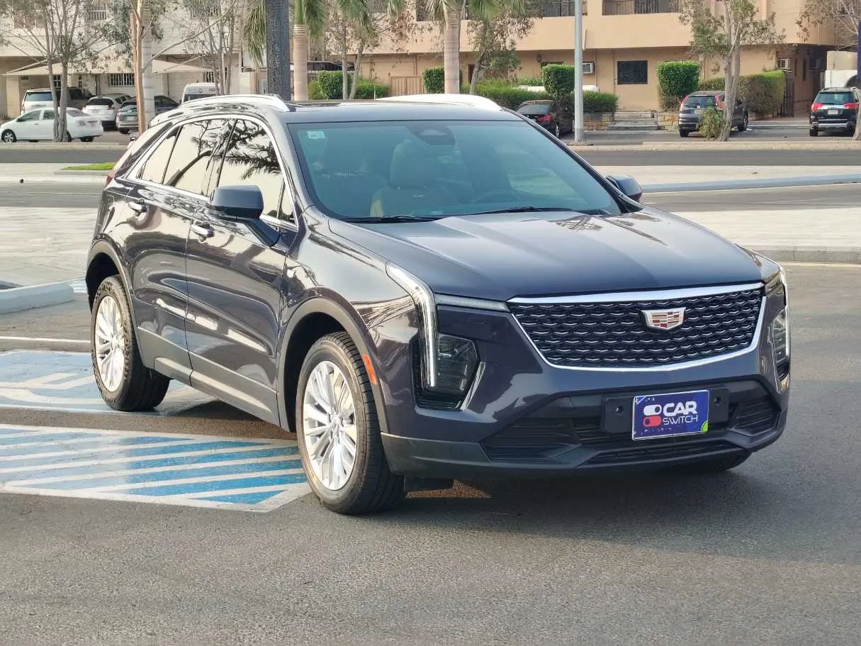 Car image 3