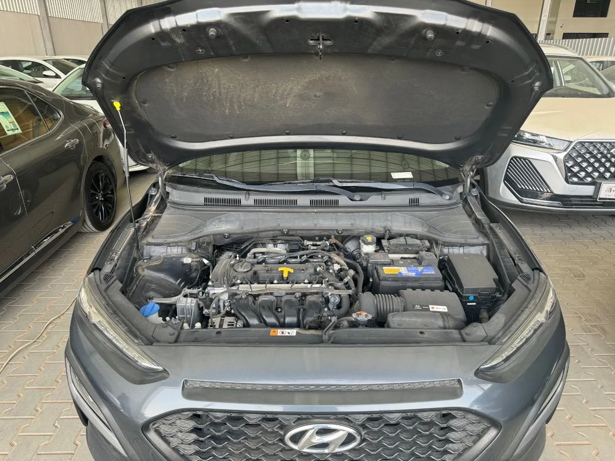 Car image 18
