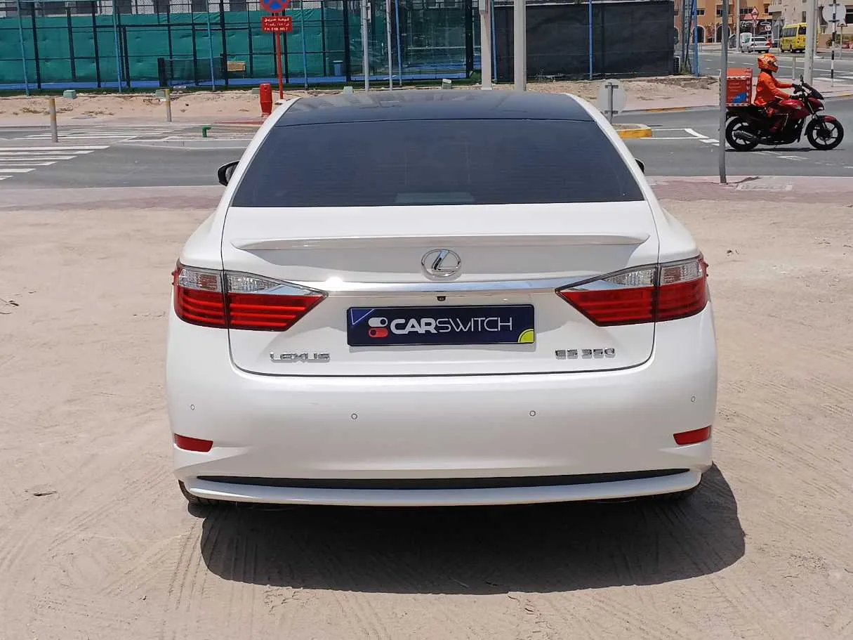 Car image 6