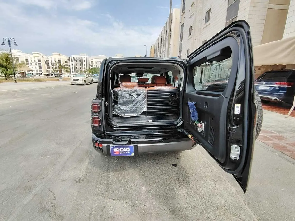 Car image 31