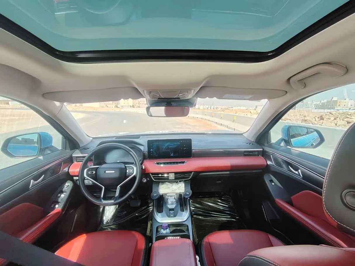 Car image 17