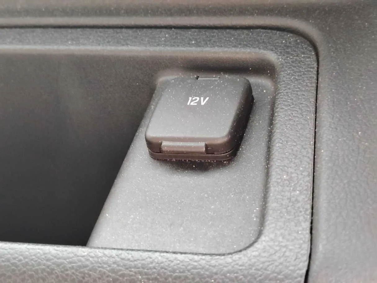Car image 29