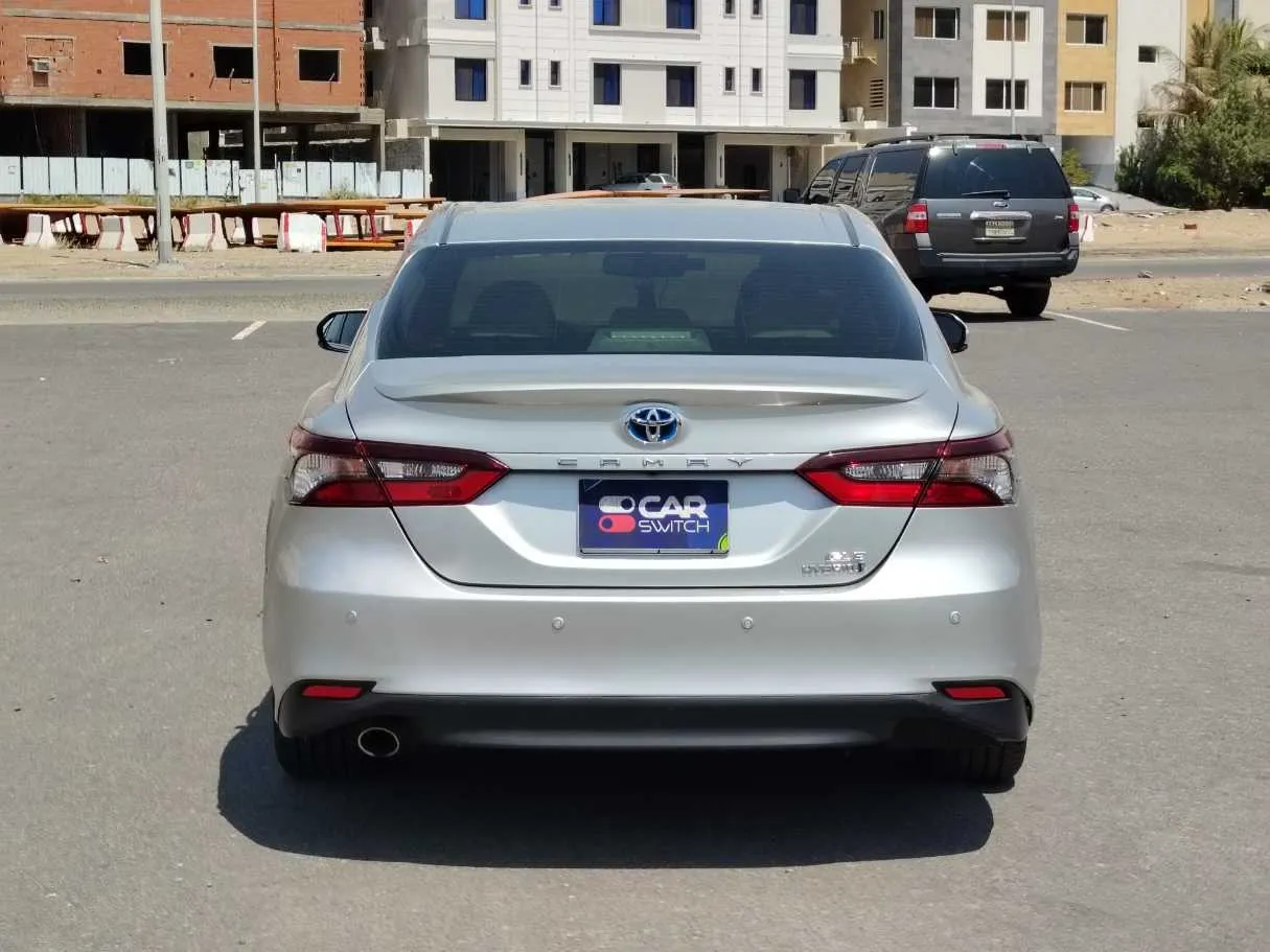 Car image 6