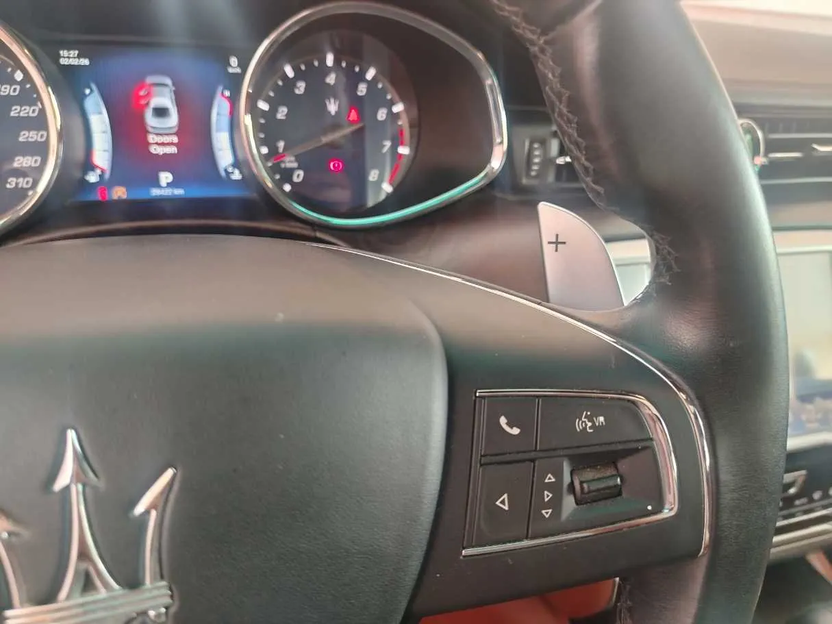 Car image 39