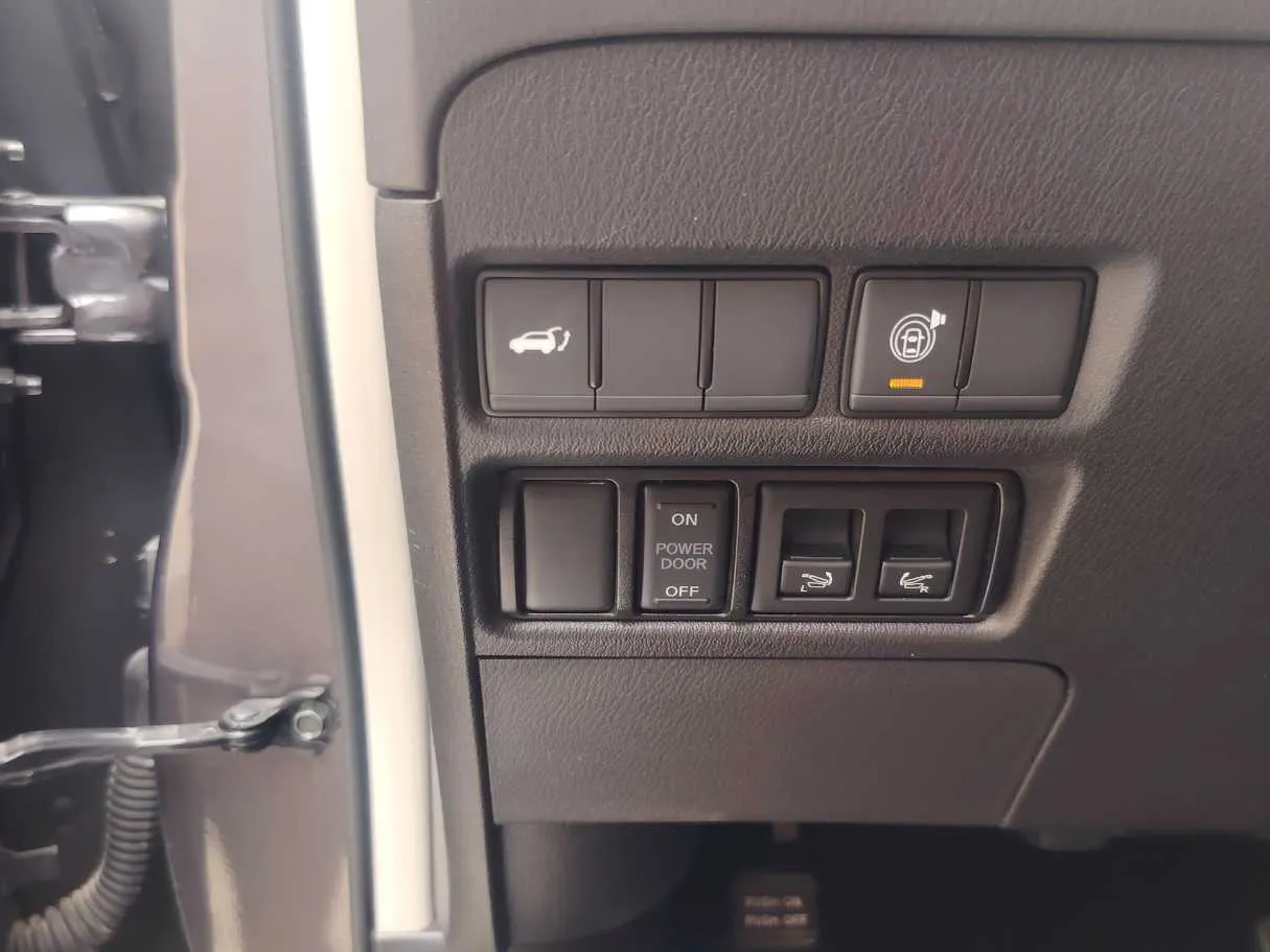 Car image 39