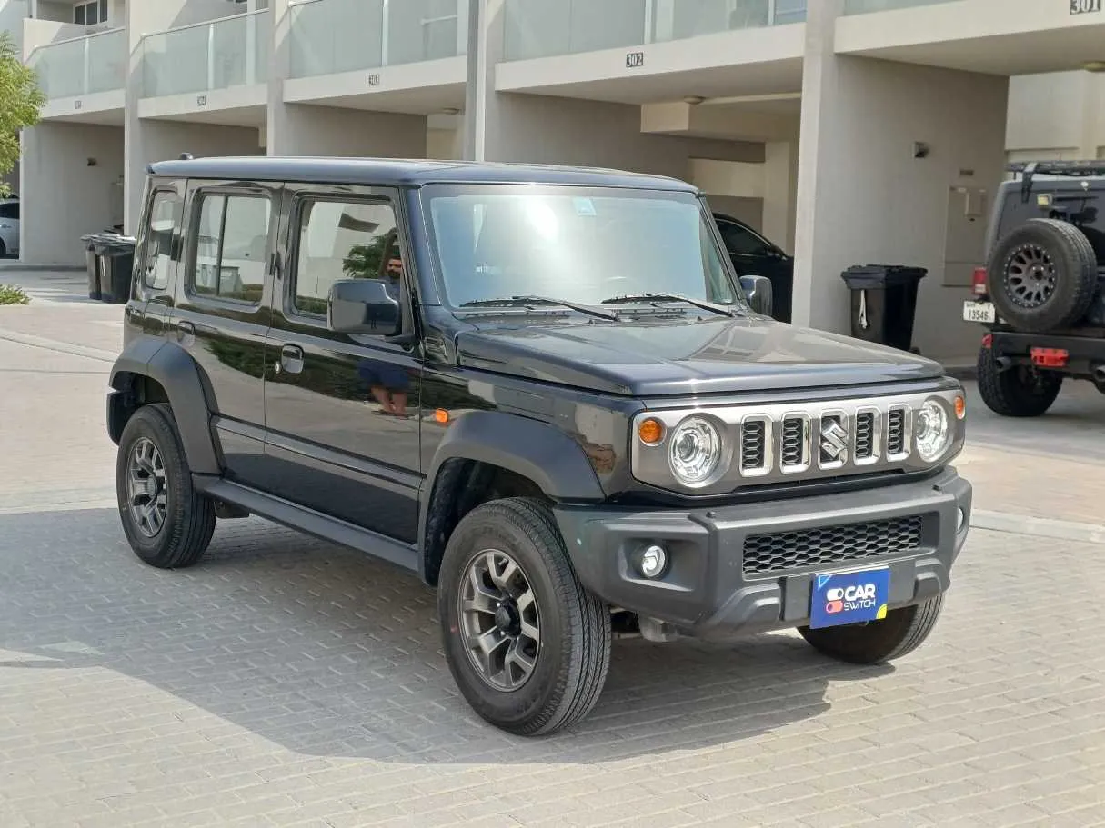 Car image 3