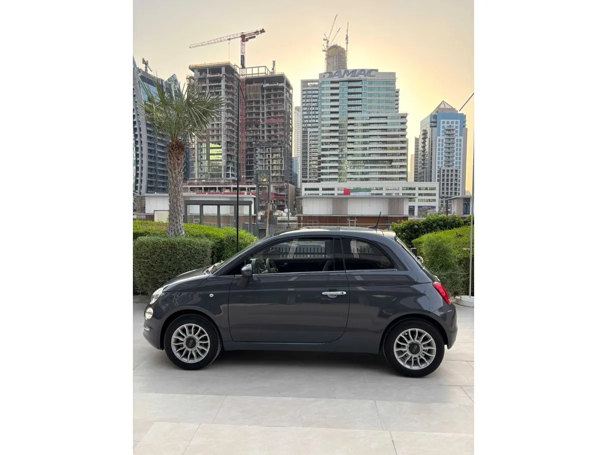 Car image 2