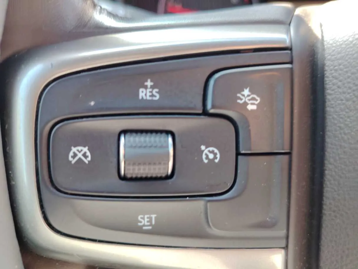 Car image 31
