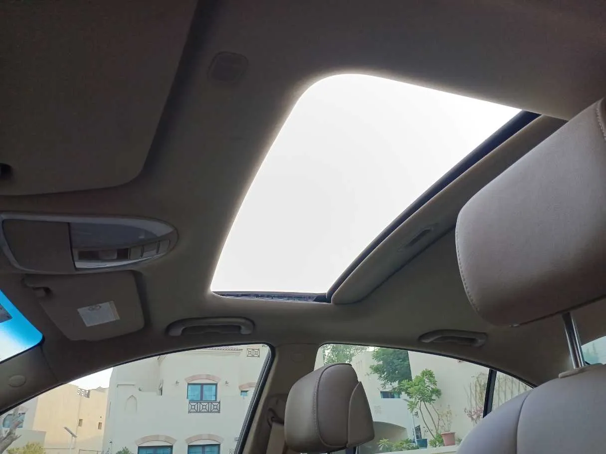 Car image 22