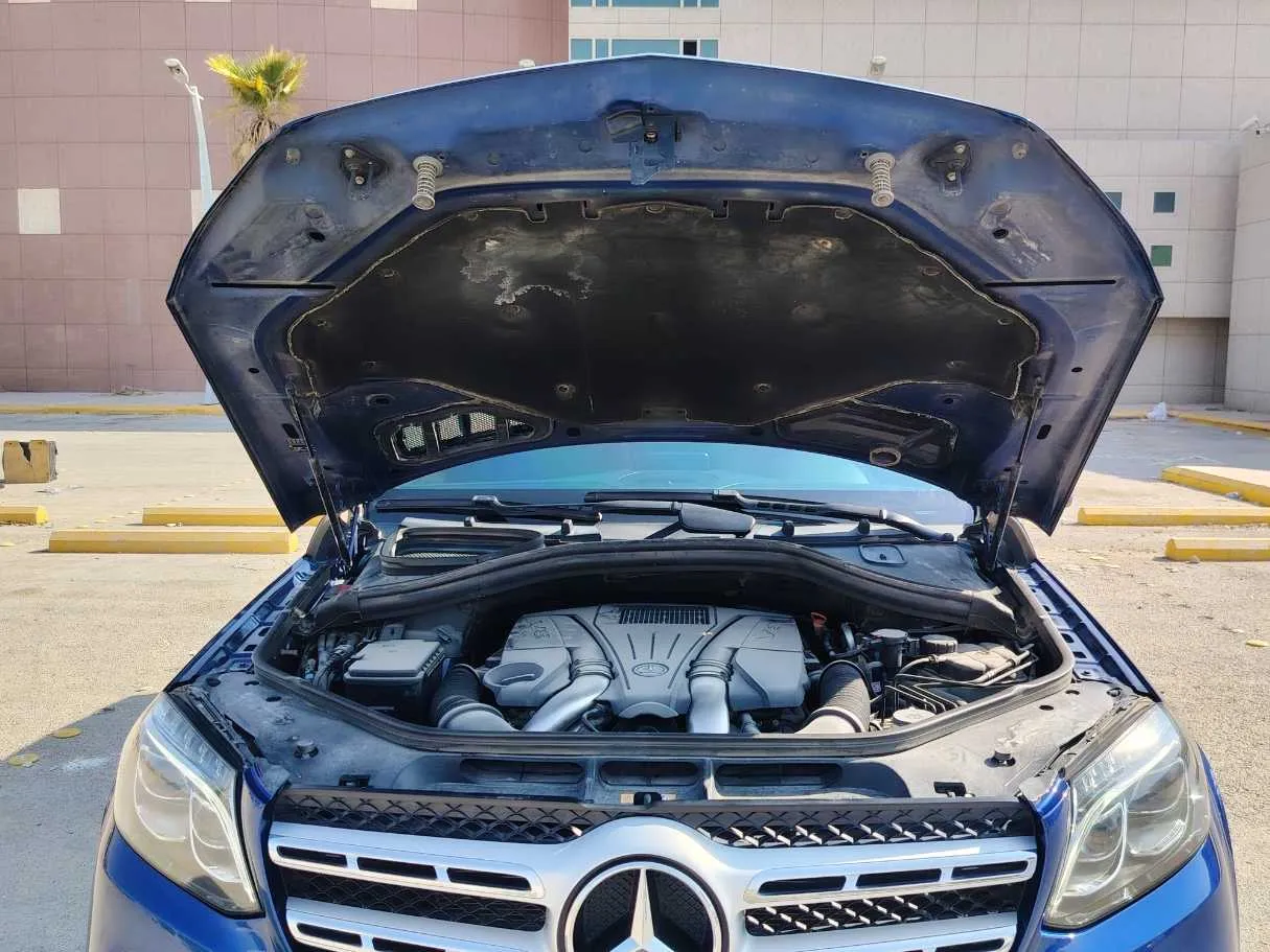 Car image 29
