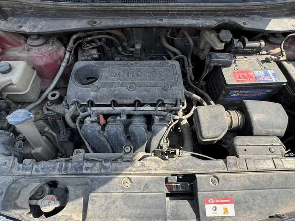 Car image 23