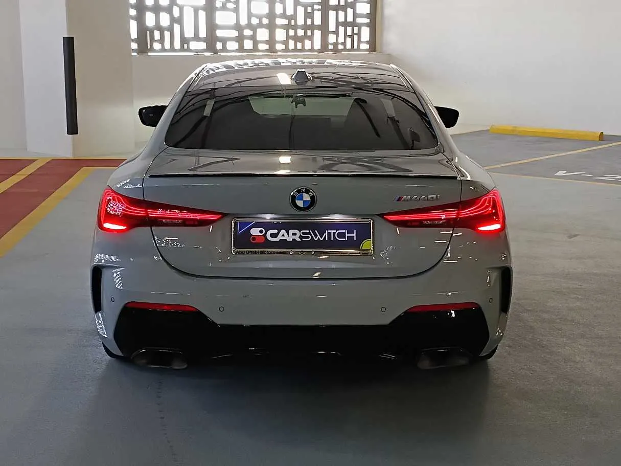 Car image 6