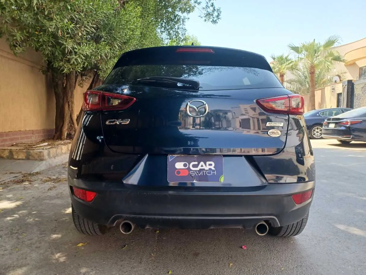 Car image 6