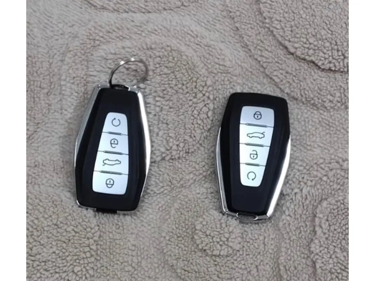 Car image 22