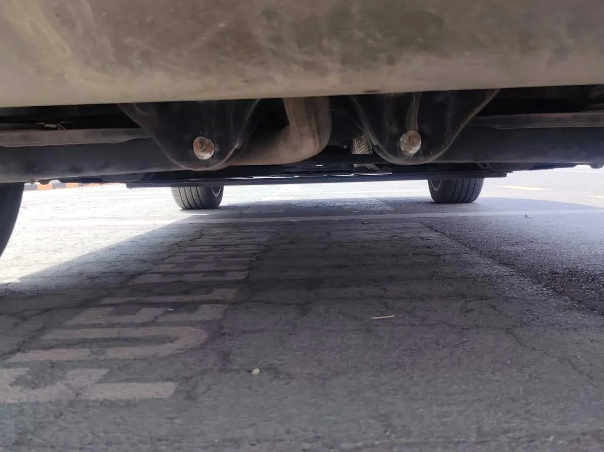 Car image 37