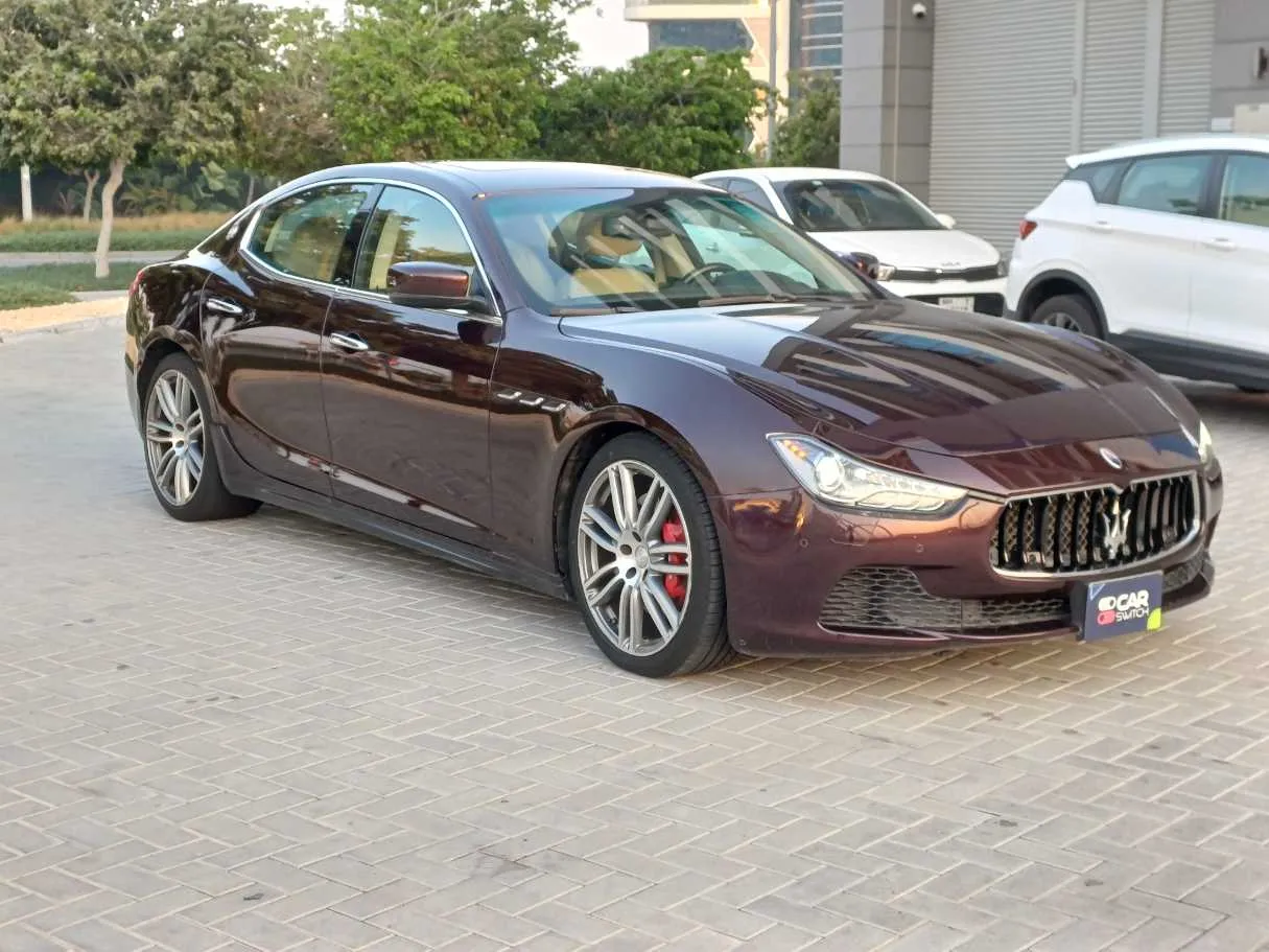 Car image 3