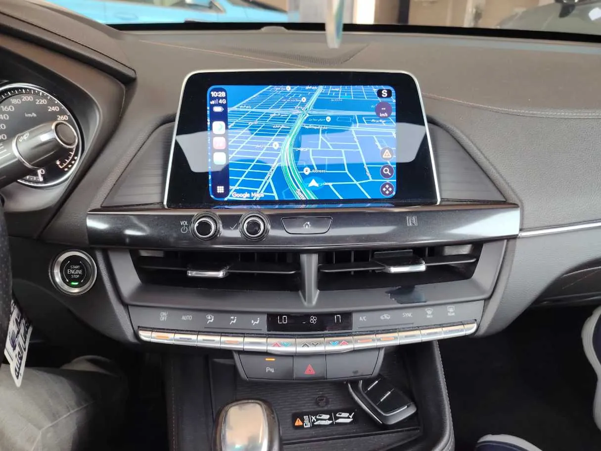 Car image 25