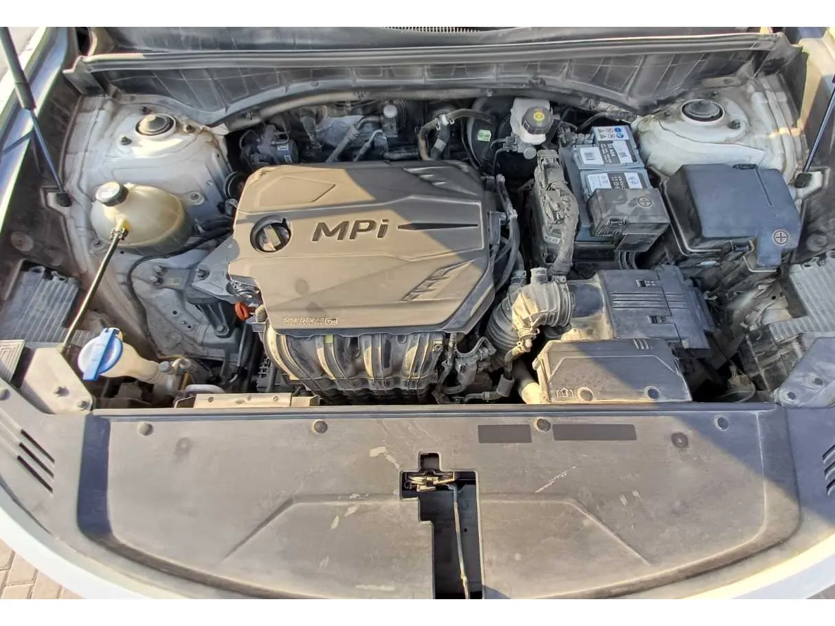 Car image 20