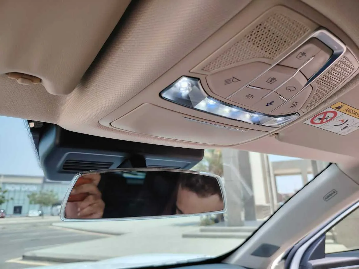 Car image 34