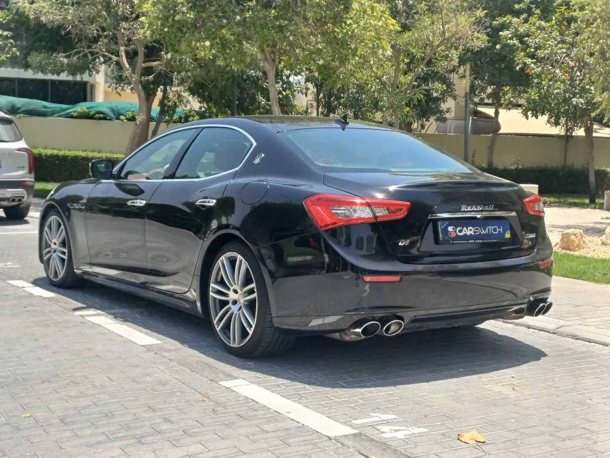 Car image 7