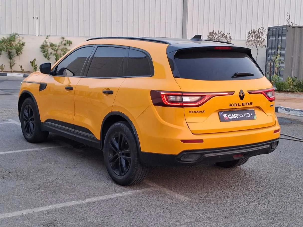 Car image 7
