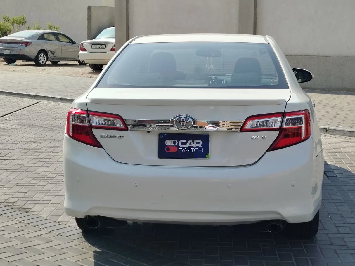 Car image 6