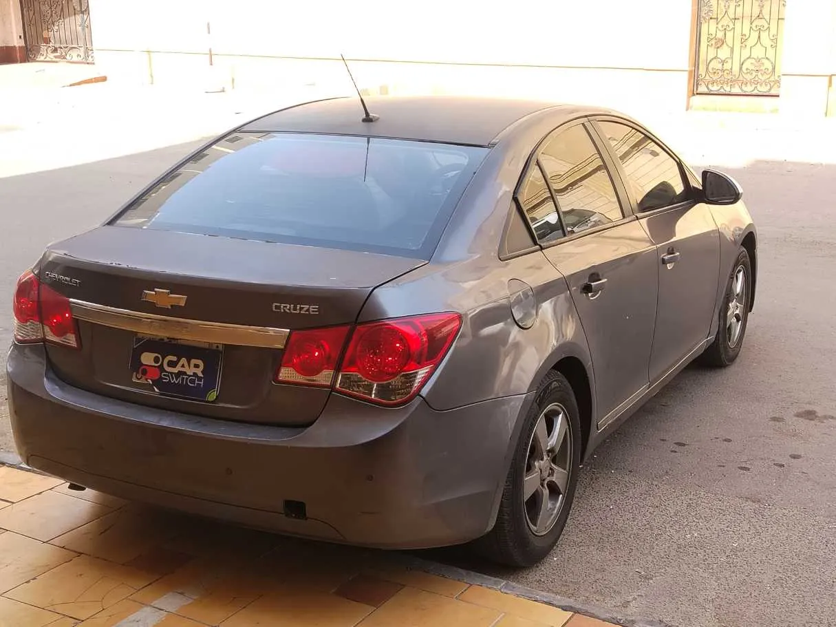 Car image 5