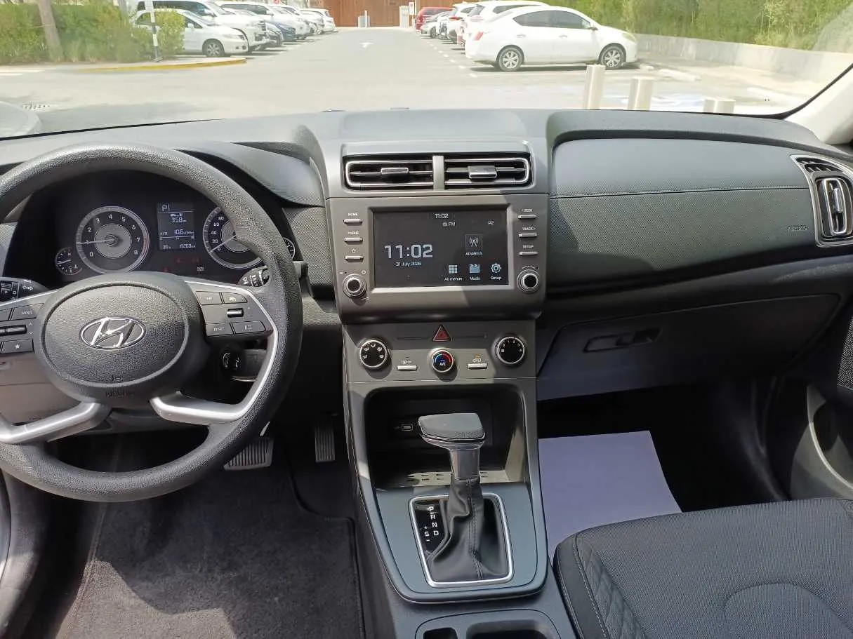 Car image 15