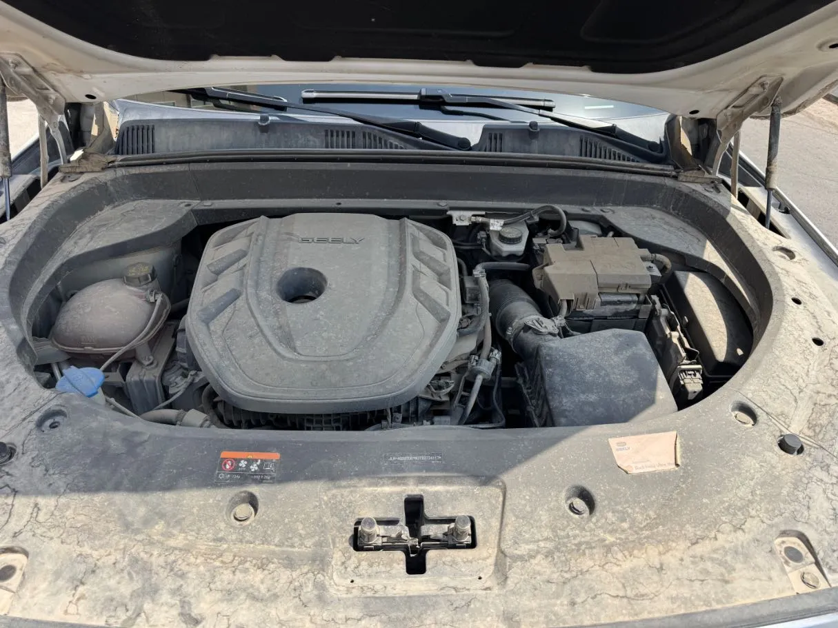 Car image 23