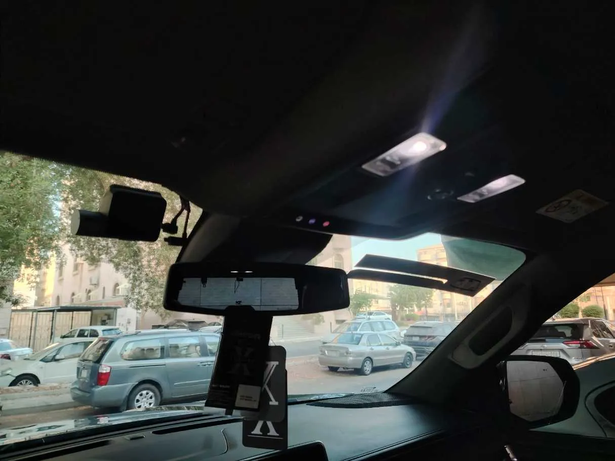 Car image 42