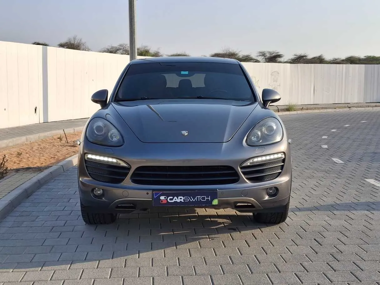 Car image 2