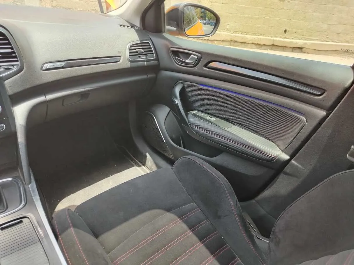 Car image 41