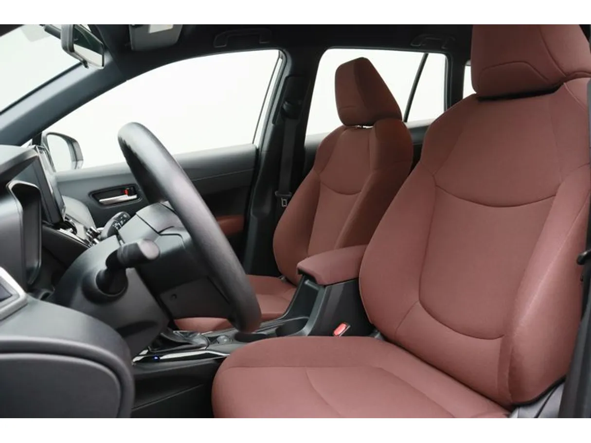 Car image 8