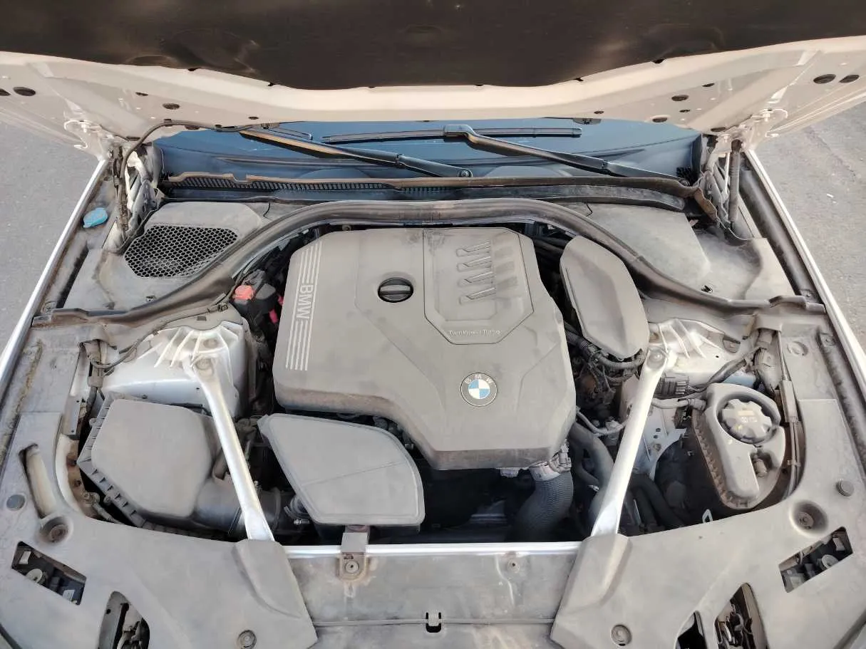 Car image 35