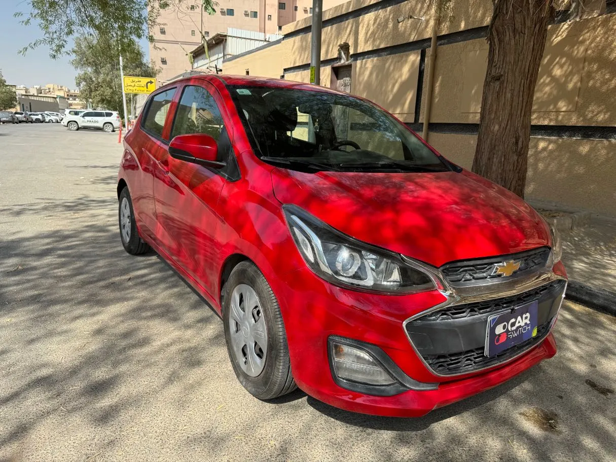 Car image 3