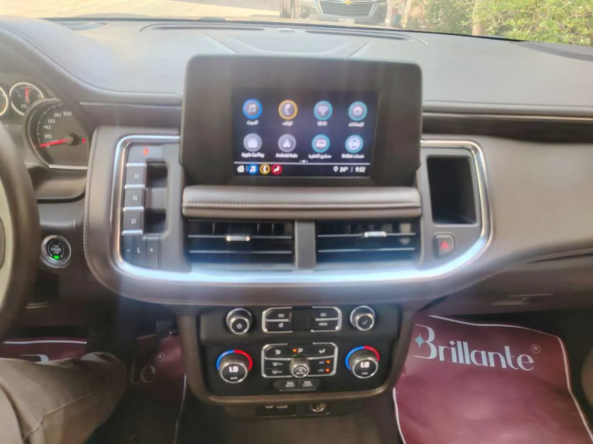 Car image 25