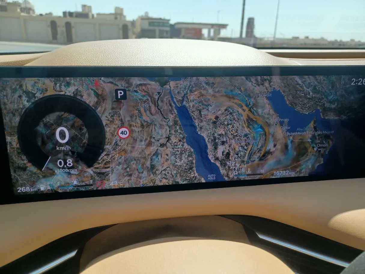 Car image 20