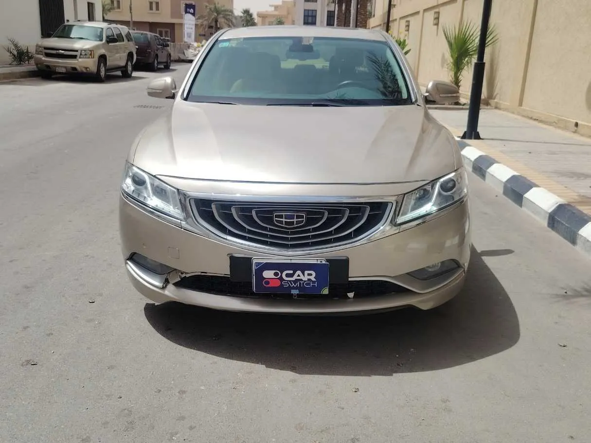 Car image 2