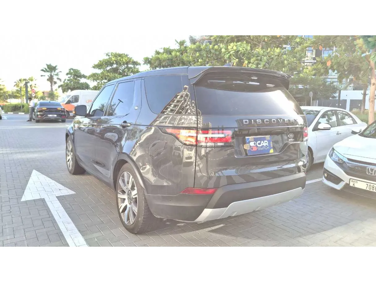 Car image 7
