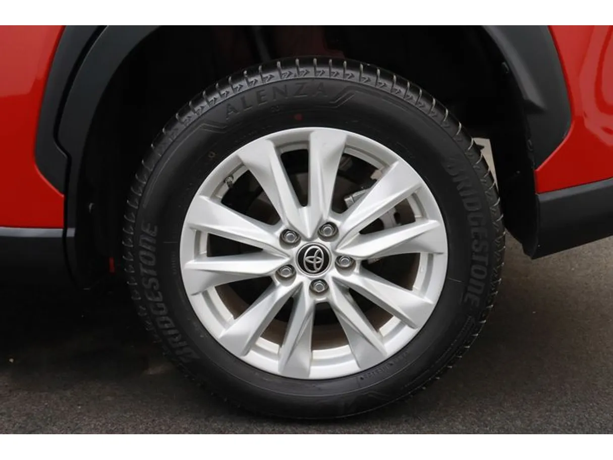 Car image 7
