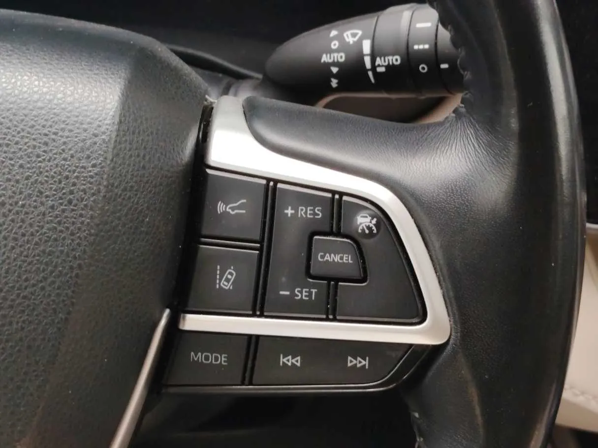 Car image 31