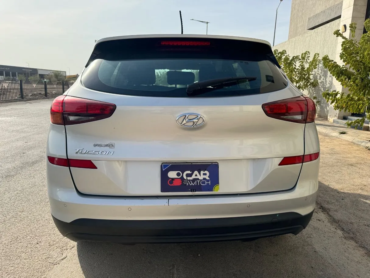 Car image 6
