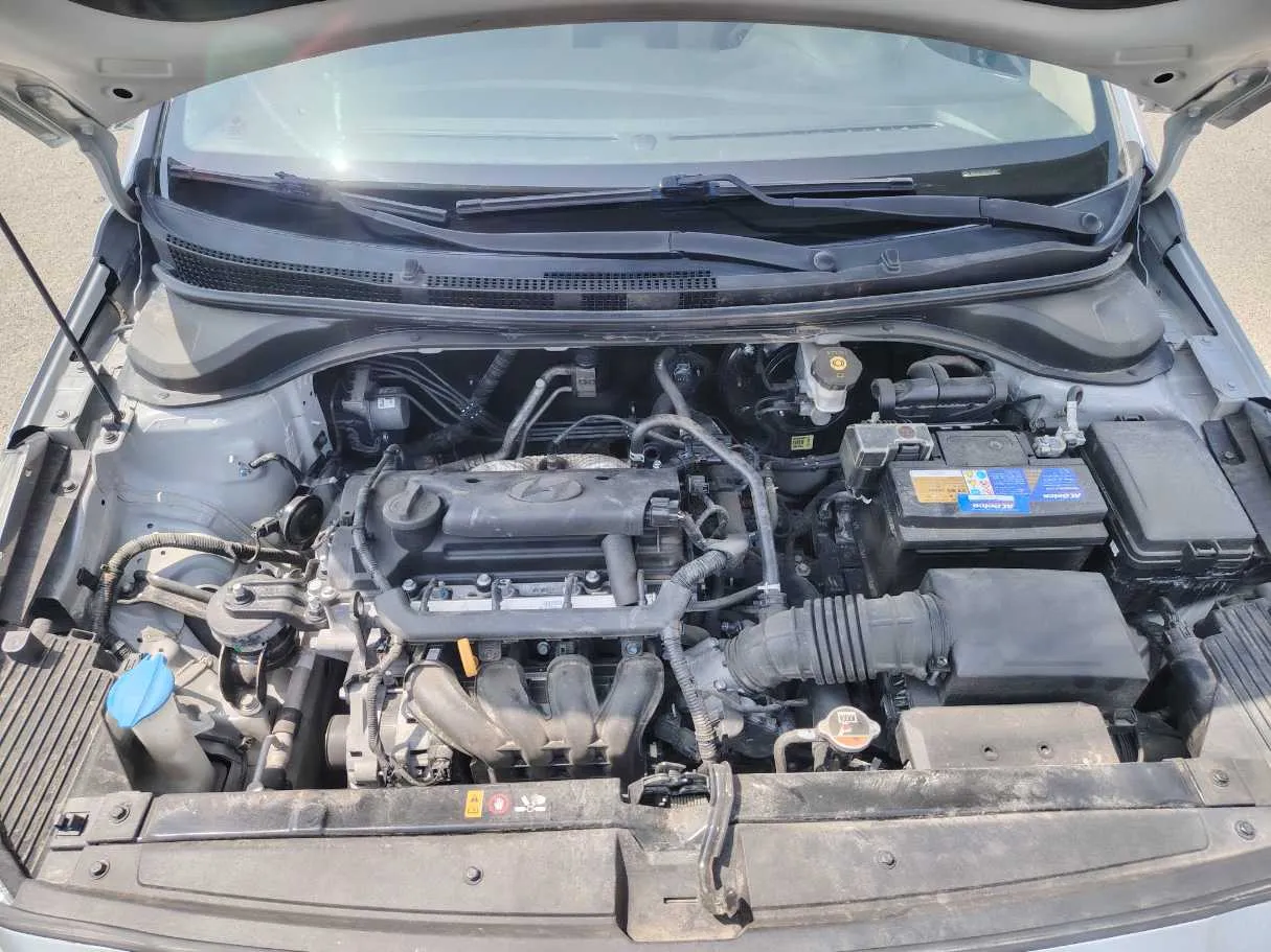 Car image 29