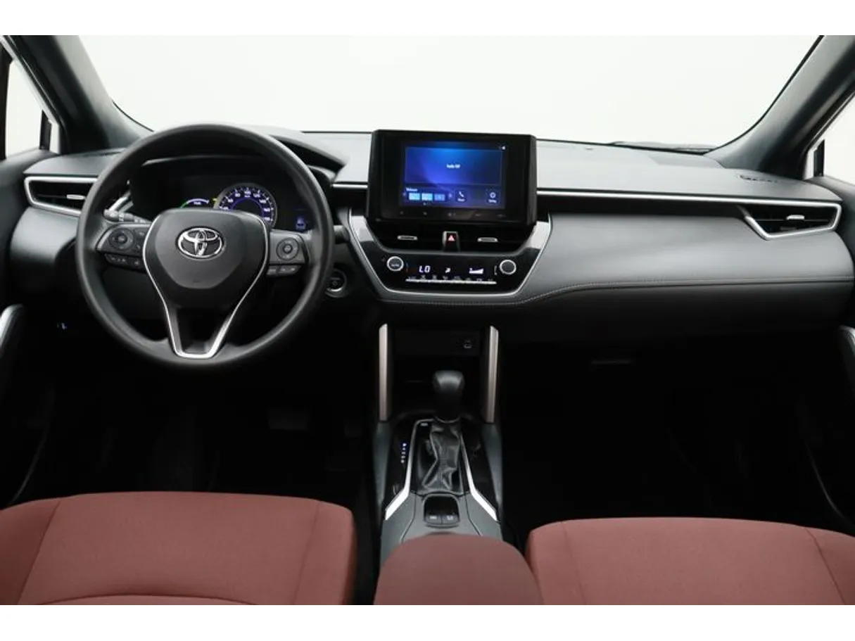 Car image 14