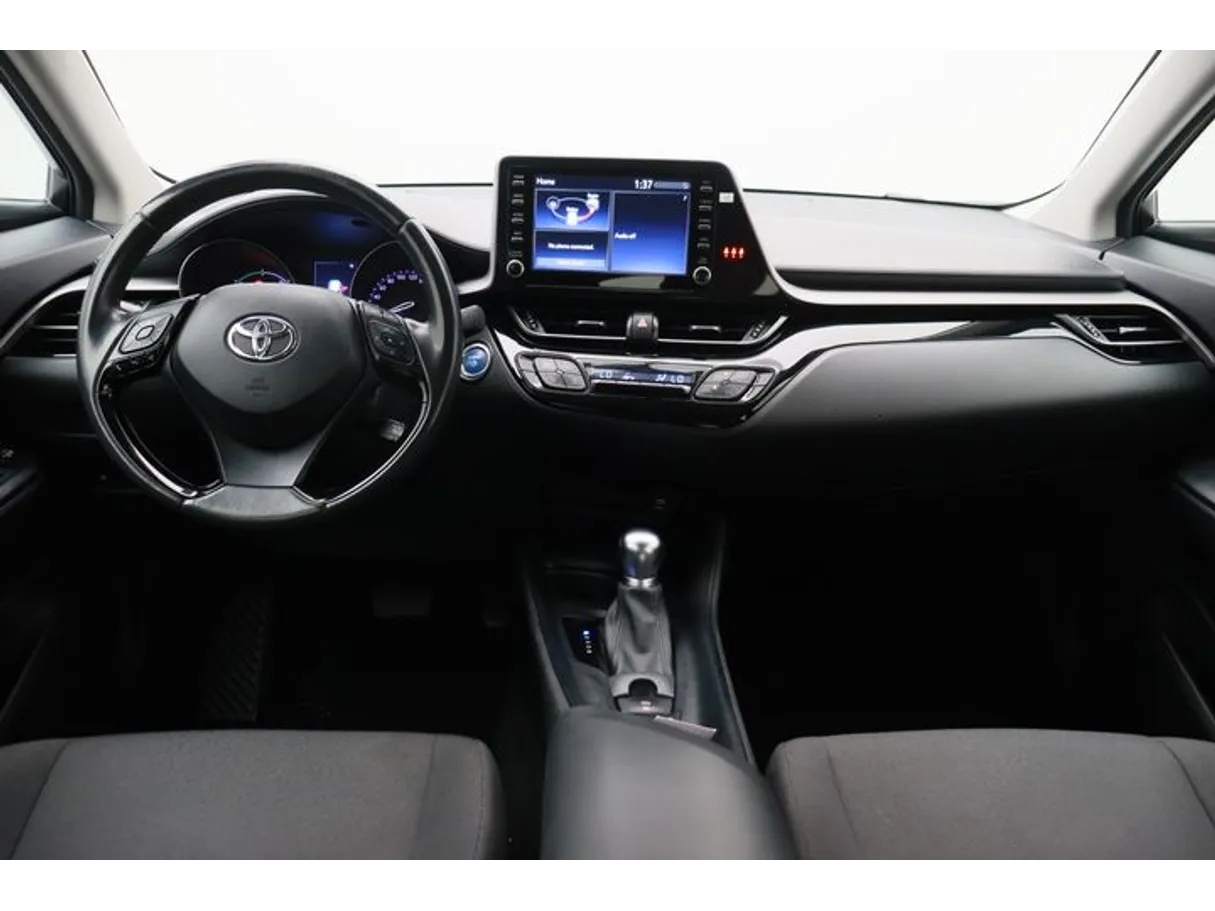 Car image 14