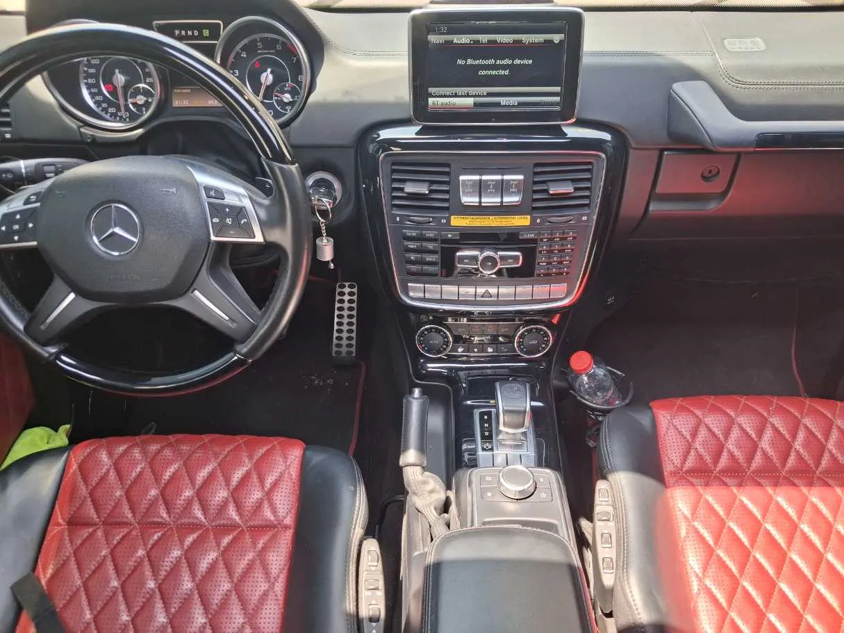 Car image 16