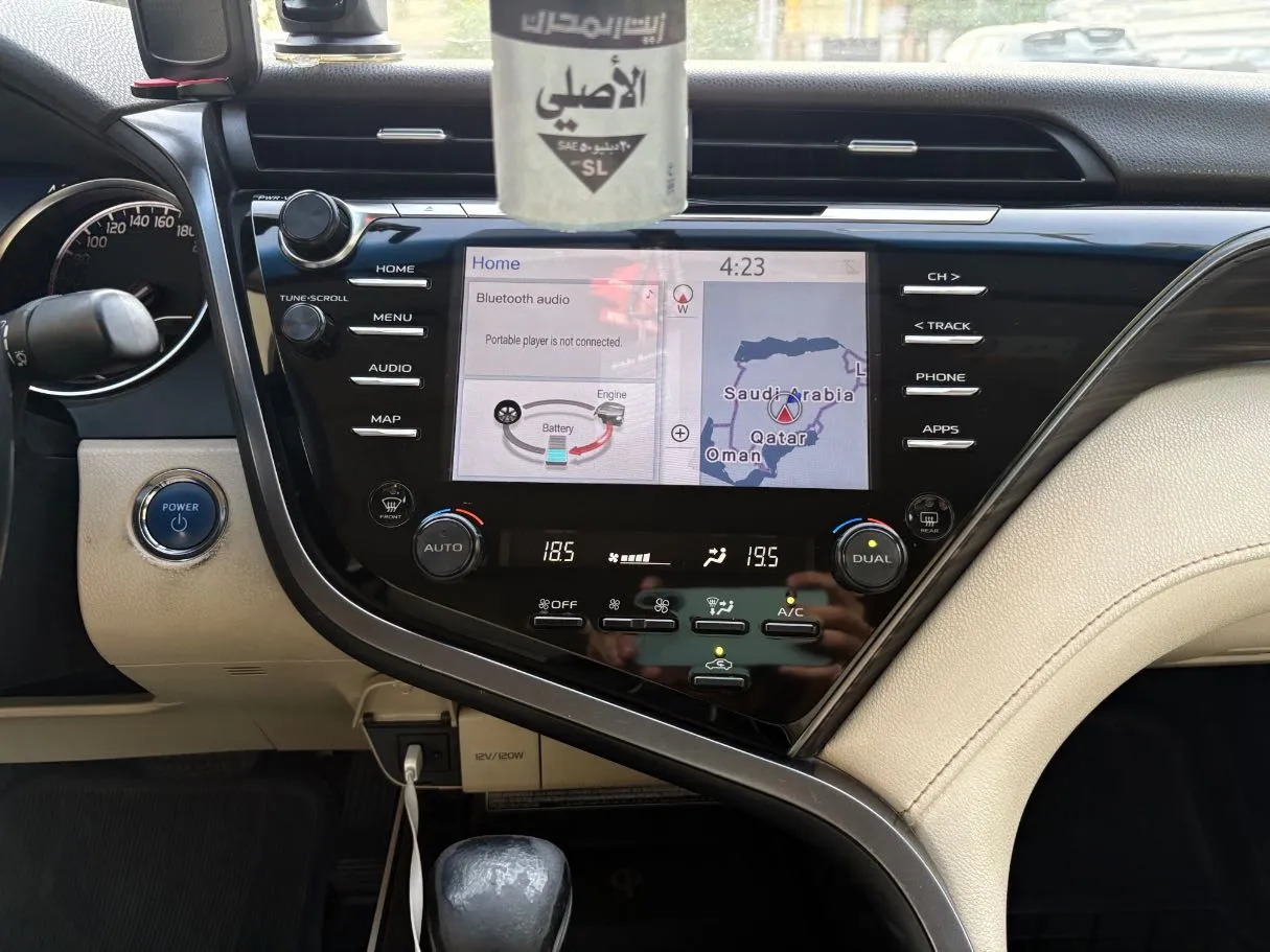 Car image 20