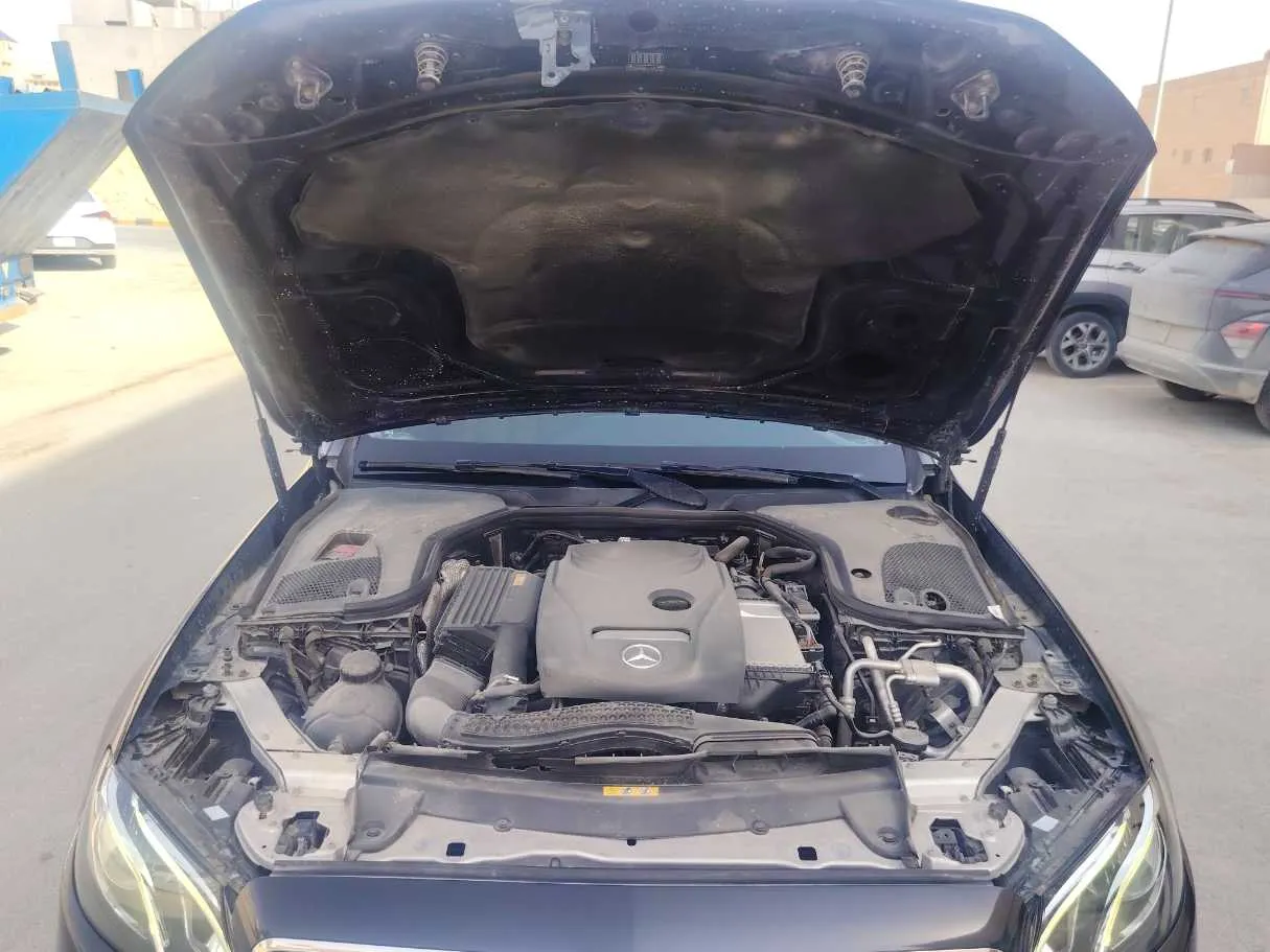 Car image 36
