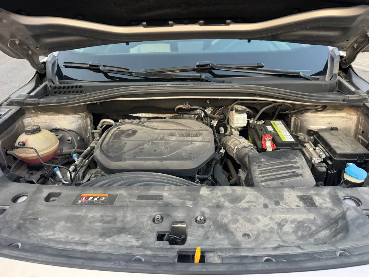 Car image 22