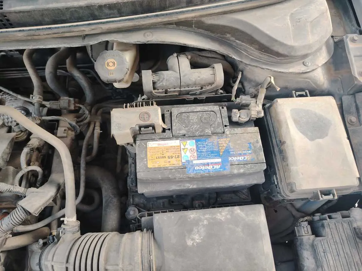 Car image 38